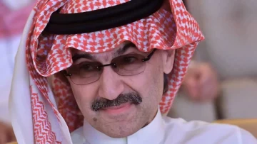 عاجل: تسريبات مثيرة حول مفاوضات الوليد بن طلال للاستحواذ على نادي الهلال عبر صندوق الاستثمارات!