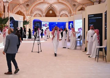 افتتاح المعرض المصاحب للندوة العالمية لمنظمي الاتصالات في الرياض