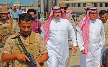 أزمة مالية بين البنك المركزي وحكومة عدن بعد تباين أموال المانحين: السفير السعودي يتدخل لحل الأزمة