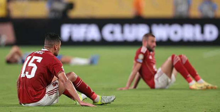 الأهلي يتخذ خطوة سريعة بشأن لاعبهم أشرف داري