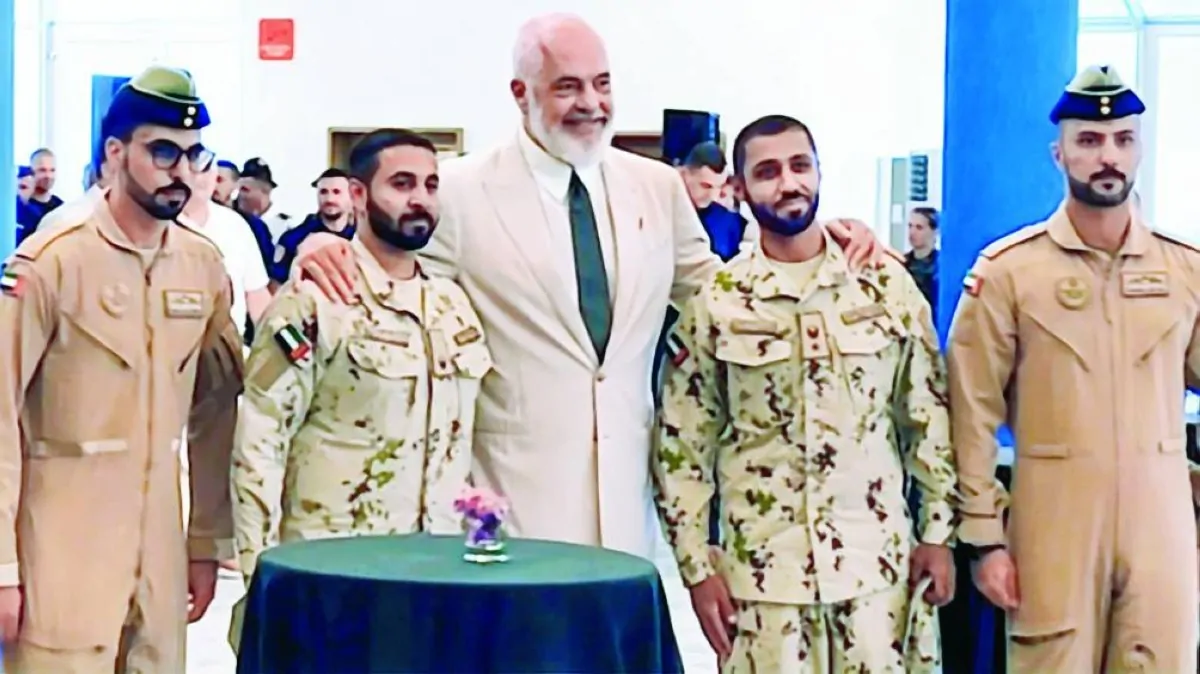 فريق الإنقاذ الإماراتي ينهي مهمته الناجحة في مكافحة حرائق غابات ألبانيا