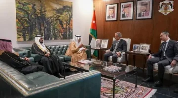 رئيس الوزراء يستقبل رئيس اتحاد الغرف التجارية السعودية في زيارة رسمية