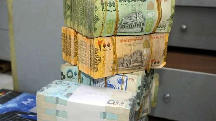 عاجل: تحديد سعر صرف جديد في عدن بعد إنهاء الإضراب