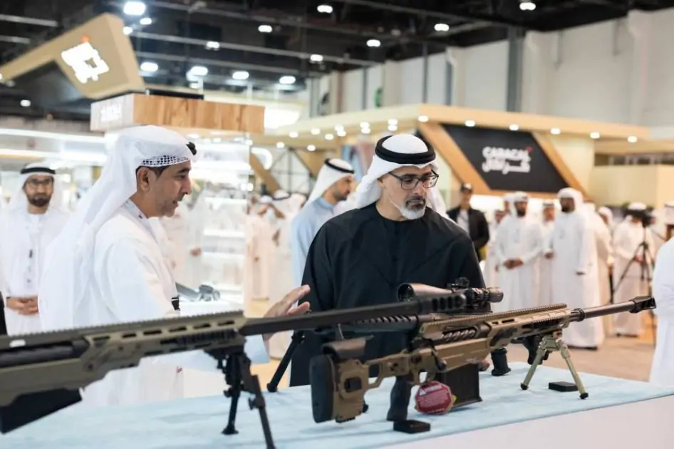 خالد بن محمد: «أبوظبي للصيد والفروسية» يجسد تلاقي التراث والابتكار
