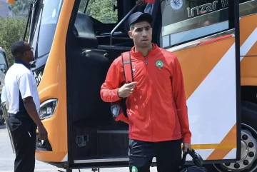 بعد التأهل للمونديال: المنتخب المغربي يصل زامبيا تحضيراً لمباراة ‘تحصيل حاصل’