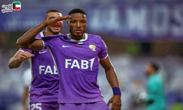 القنوات الناقلة لمباراة العين وبني ياس في الدوري الإماراتي 2025-2026