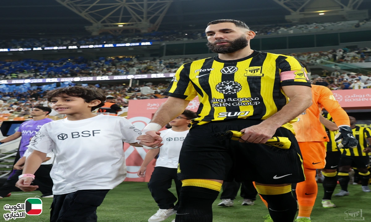 KICK OFF .. كلاسيكو السعودية الأن ماتش الاتحاد والهلال (0-1) تعرف على نتيجة المباراة والقنوات لقاء الهلال والاتحاد في دوري روشن 2025