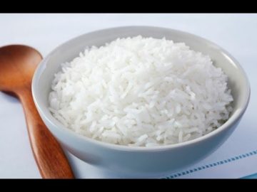 أرز الدقوق نكهة عُمانية متوارثة تجمع بين البهارات والكرم