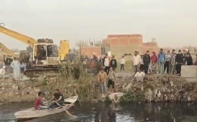 انتشال جثمان سيدة سقطت في مصرف زاوية النجار بقليوب – الأسبوع