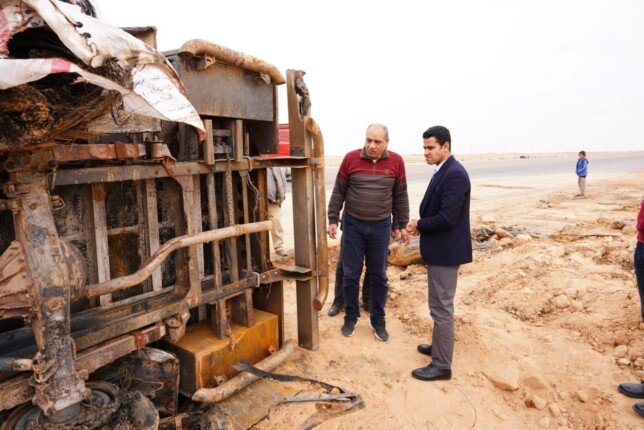 بعد وفاة 7 أشخاص.. نائب محافظ مطروح يطمئن على مصابي حادث طريق مطروح النجيلة